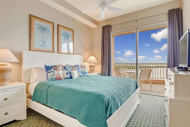 Standard room with balcony