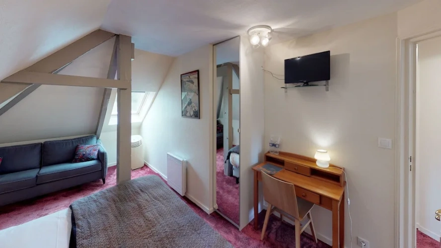 Economy Double Attic room