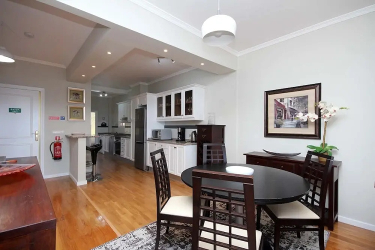 Vale Formoso Apartment