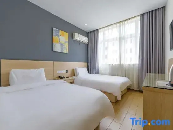 Yunji Hotel