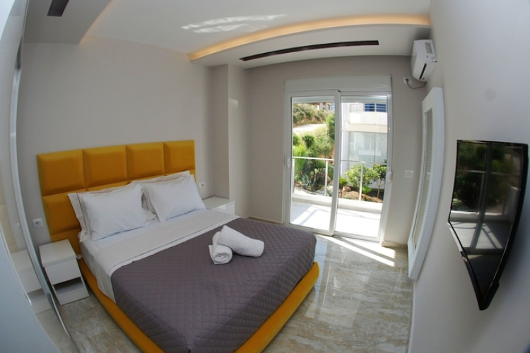 Coral Bay Resort