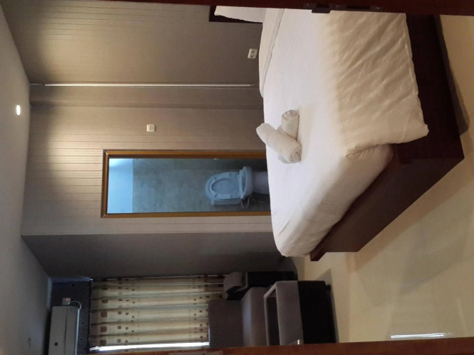 RedDoorz Plus @ Paal 2 Manado