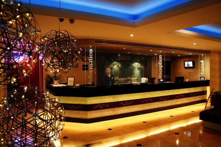 Regalodge Hotel & Spa