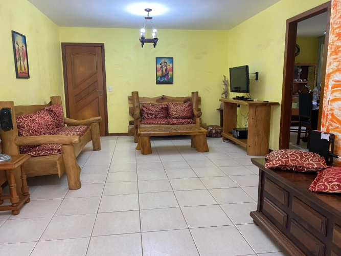 Apartamento aconchegante com vista para o mar