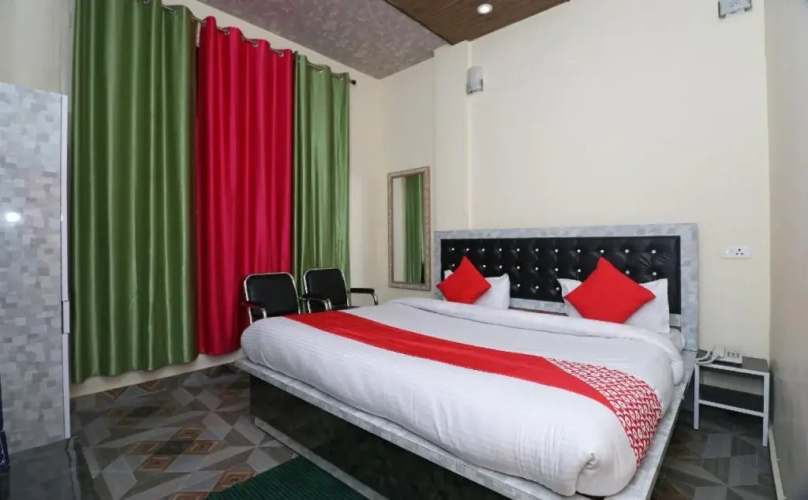 Green Mountains by OYO Rooms