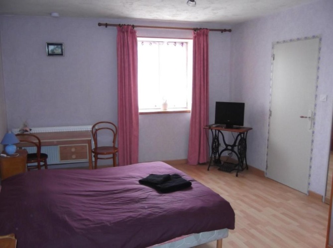 Standard Triple room