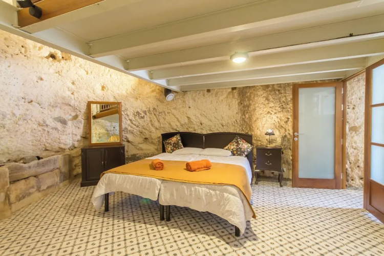 Pleasant Stone House & Jacuzzi St Martin