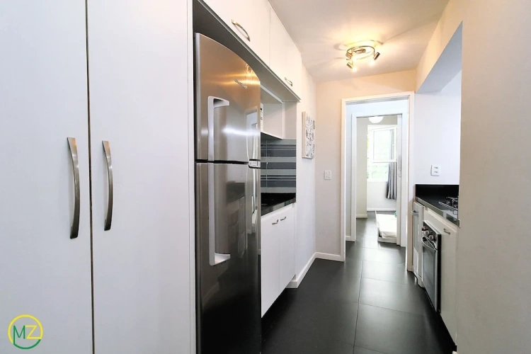 2 Bedrooms Apartment with city view