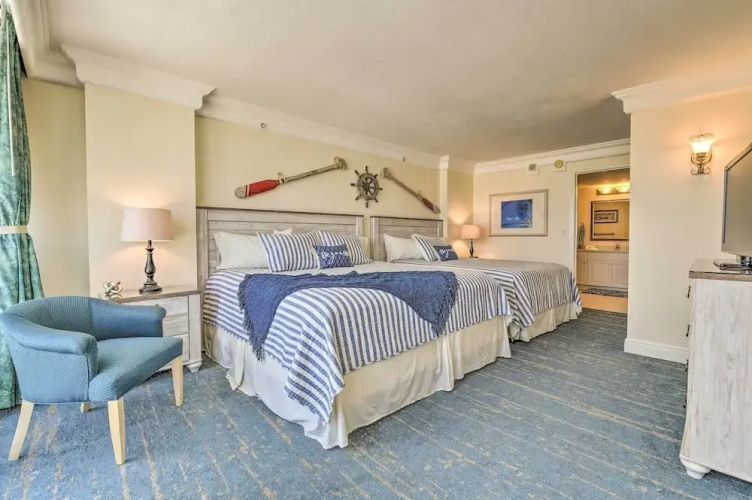 Daytona Beachfront Condo w/ Ocean View