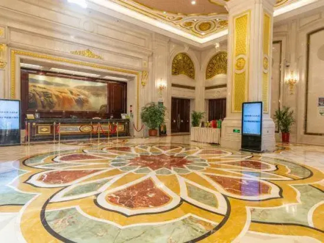 Huanghe Grand Hotel