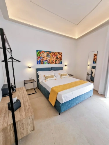 Suite with balcony