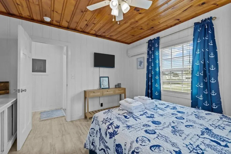 The Saltbox 2 Bedroom Home