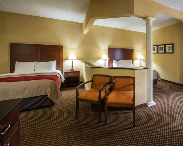 Quadruple Suite