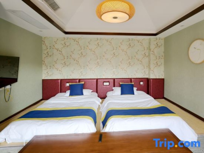 Standard Double room with garden view