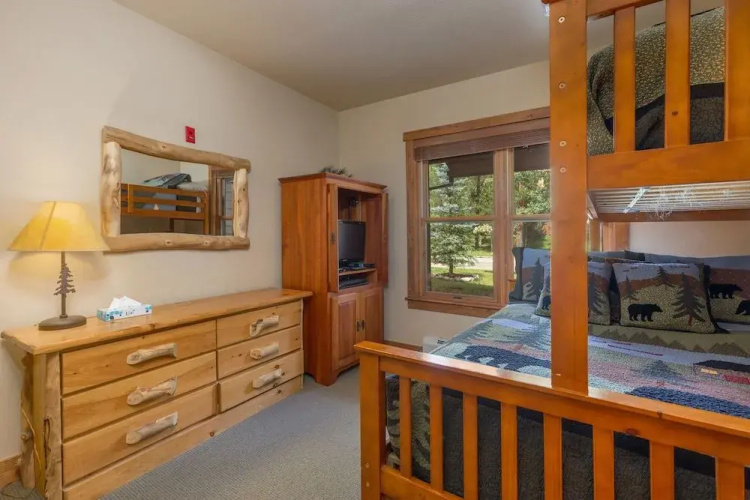 Red Hawk Townhome #2340 - 2 Br Townhouse