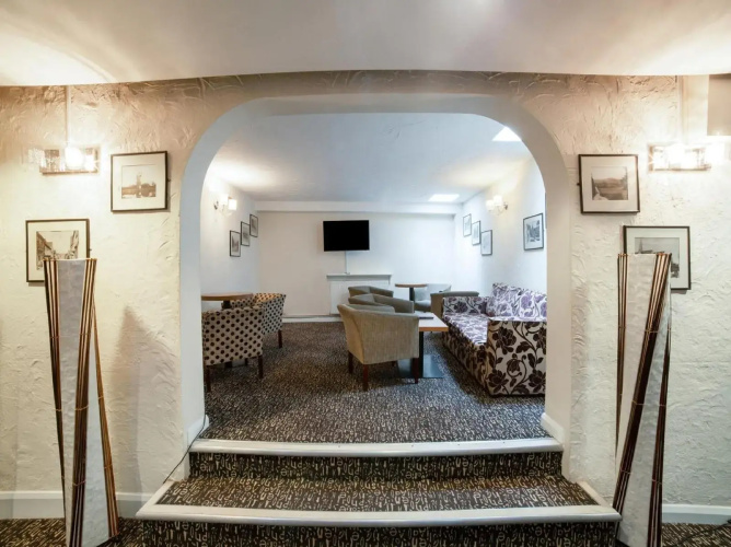 The Bridge House Hotel