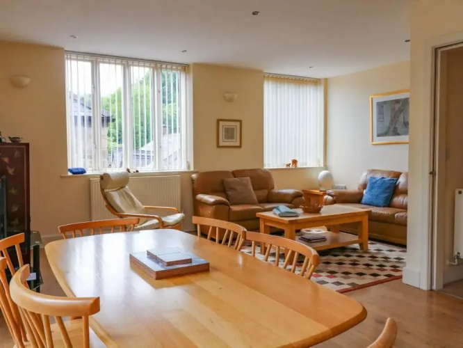 3 Coach House Mews