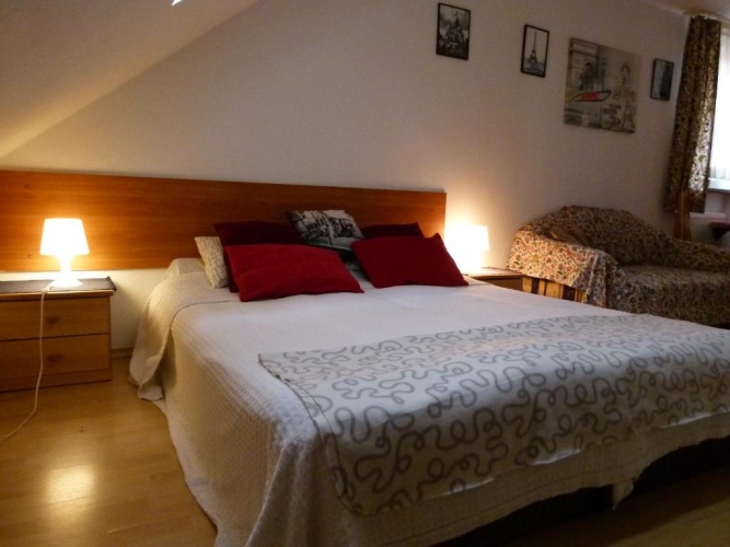 Standard Triple room