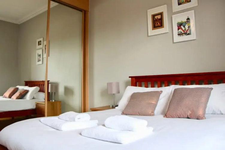 1 Bedroom Flat in Popular Central Location