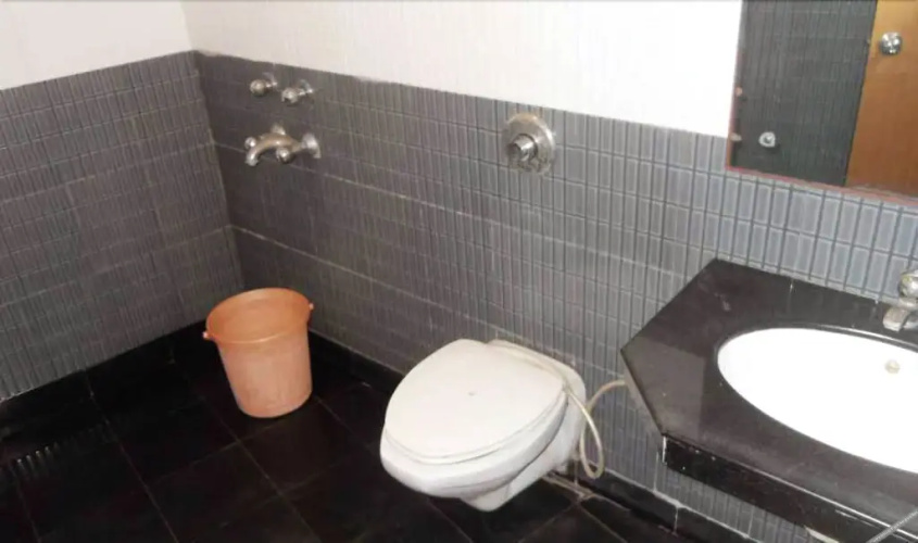 Hotel Poonam