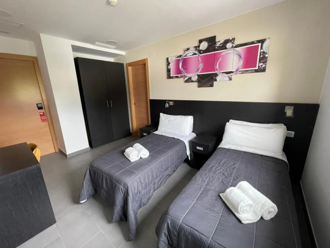 Hotel 6 Bis