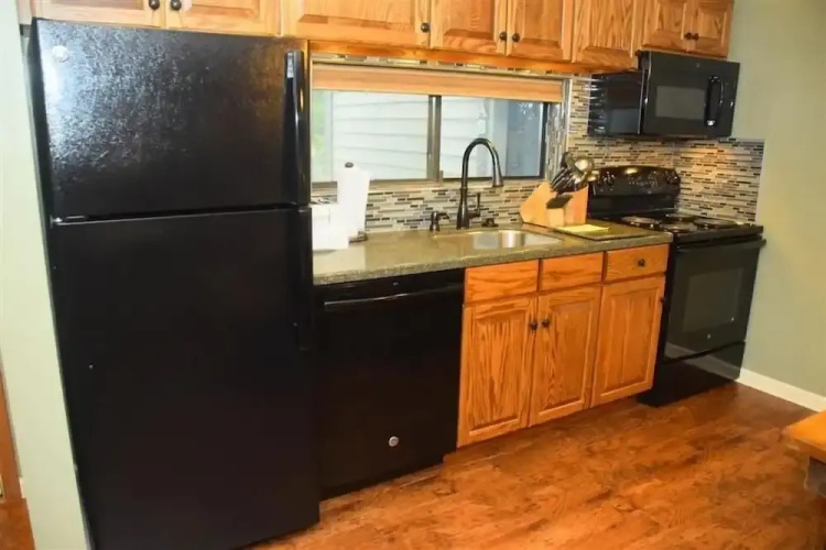 Seven Springs 3 BR Condo, walk to slopes! by RedAwning