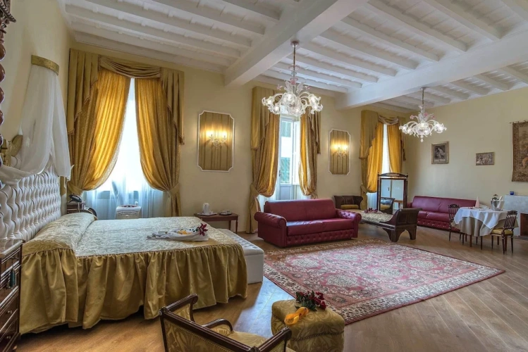 Executive Suite with balcony