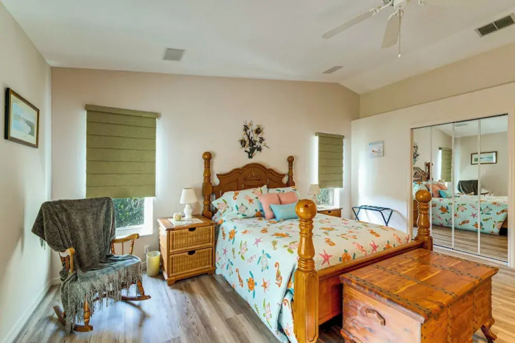 Suntan, Splash & Score: Family Home in Hernando