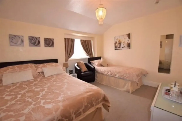 Ashcroft Hotel