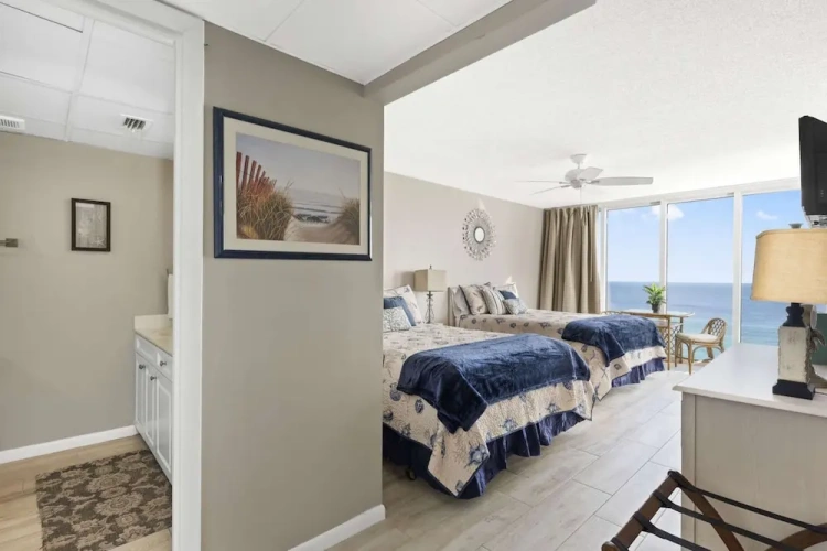 Standard room with balcony
