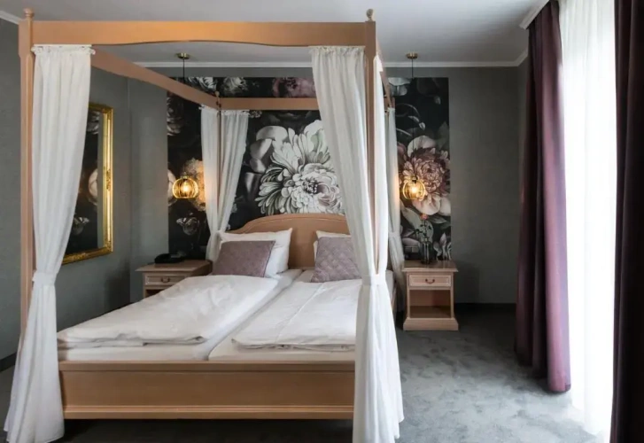 Deluxe Double room with balcony