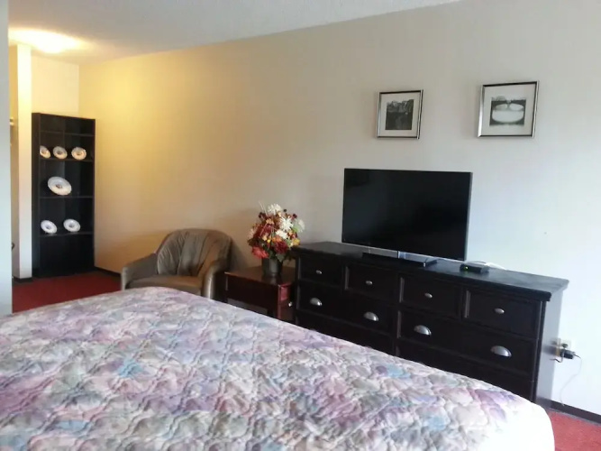 Niagara Falls Motor Lodge