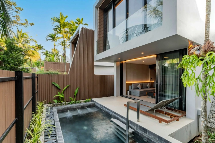 Grand Duplex Villa