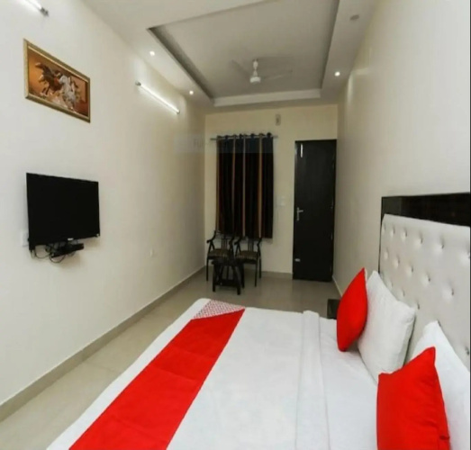Hotel Park View, Rohtak