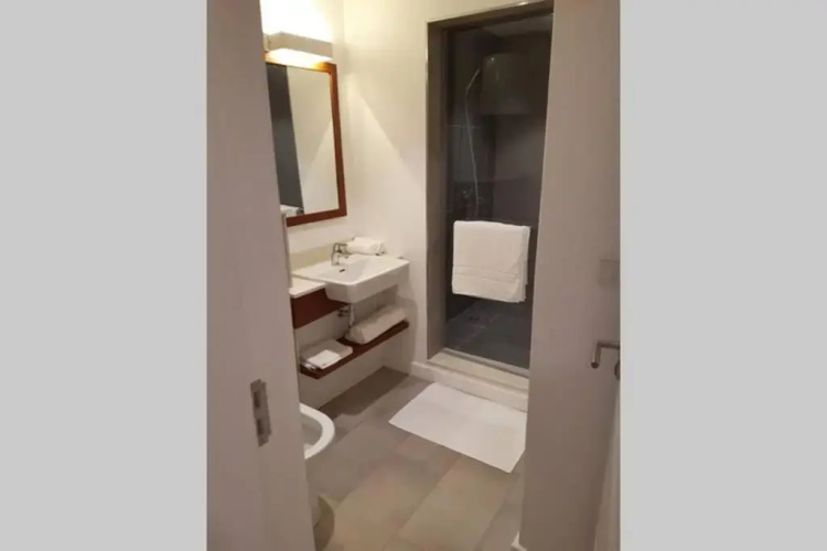 Studio 208 Ebene Square Urban Living