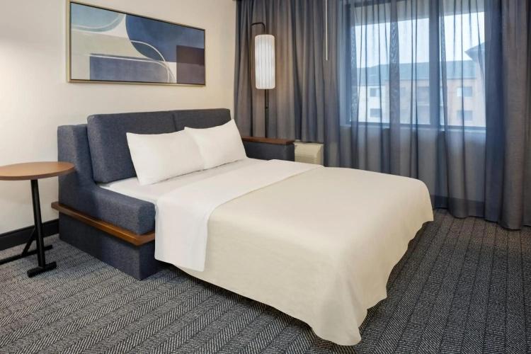 Courtyard by Marriott Springfield Airport