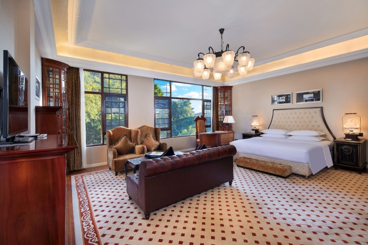 Classic Double room with lake view
