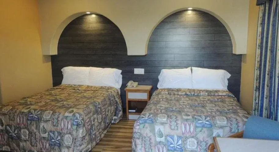 Reedley Inn