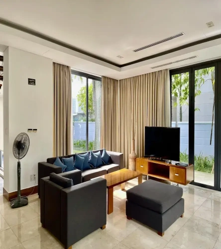 2 Bedrooms Villa