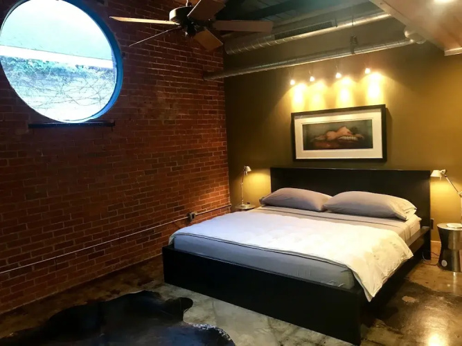 The Hangar Lofts Hotel