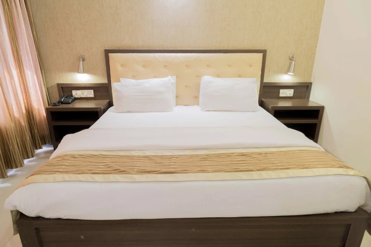 Hotel Aroma Executive