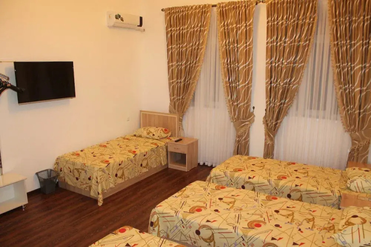 Daryo Hostel