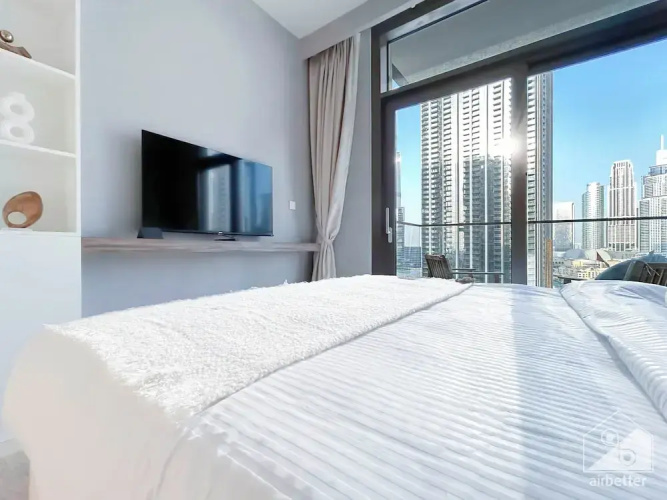 Luxurious 4B Balcony & Views Burjcrown Downtown