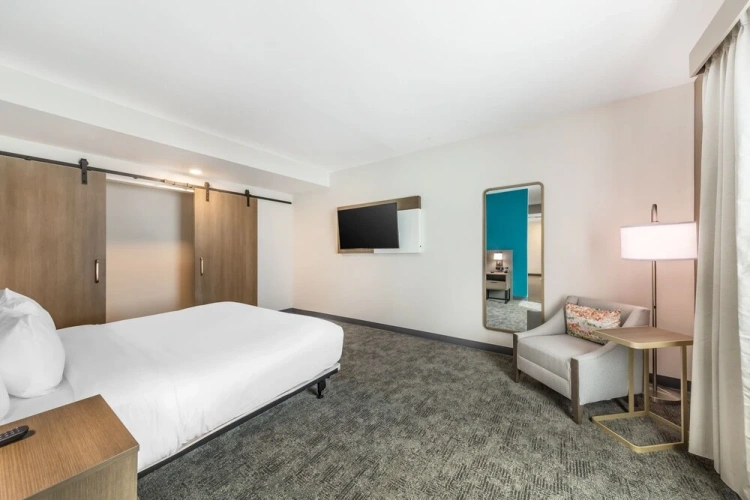 Double Suite