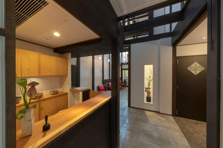THE MACHIYA Kamiumeya