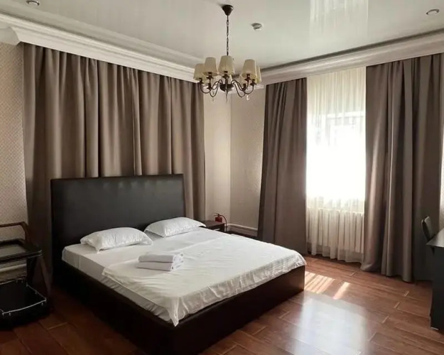Seven house hotel