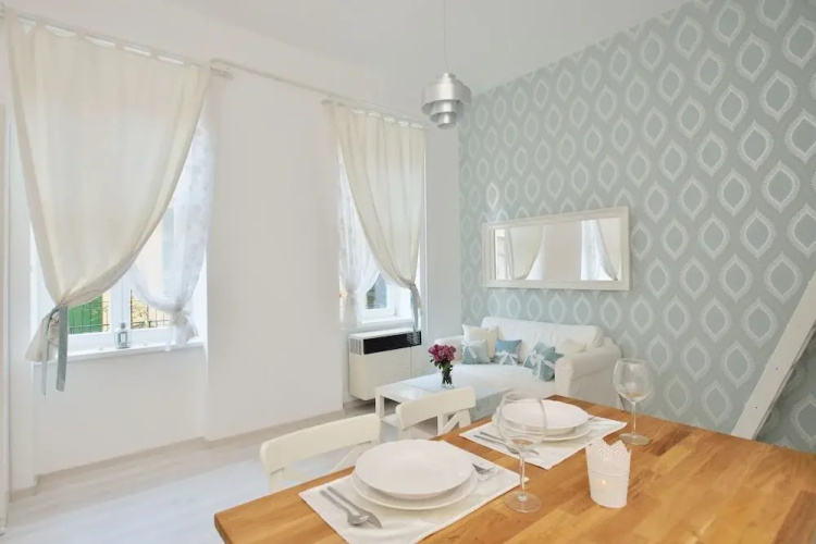 Dob 11 Apartment I.