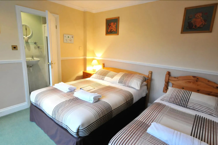 Flexistay Ambers Gatwick Aparthotel