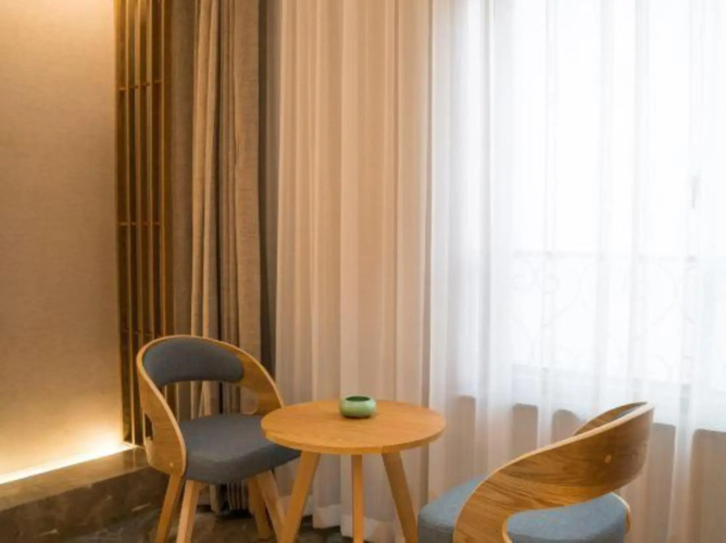Ripple hotel(Jiashan RT Mart store)