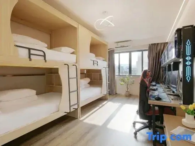 Standard Quintuple room